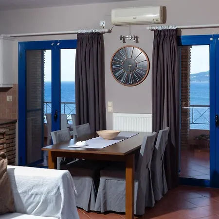 Lägenhet Natassa Penthouse Sea View 30m From Sea