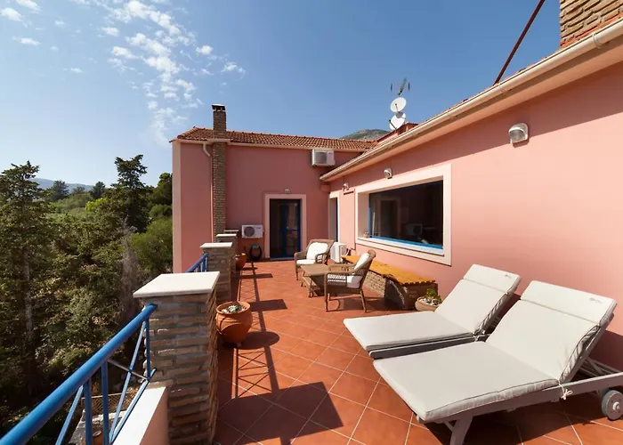 Natassa Penthouse Sea View 30m From Sea