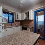 Natassa Penthouse Sea View 30m From Sea أيّا إفيميا