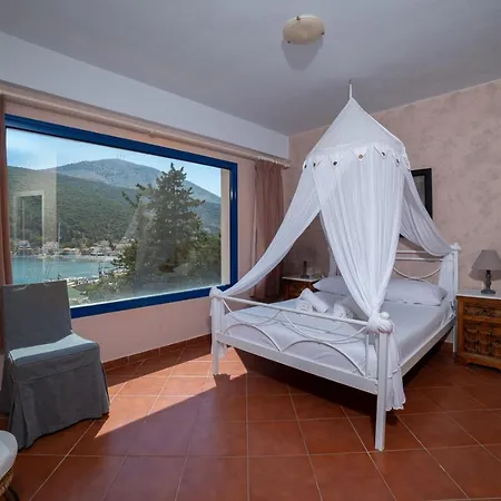 Natassa Penthouse Sea View 30m From Sea Apartment *