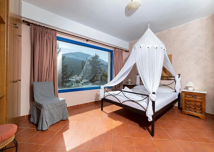 Natassa Penthouse Sea View 30m From Sea