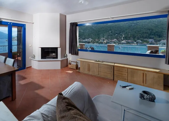 Natassa Penthouse Sea View 30m From Sea Apartment *
