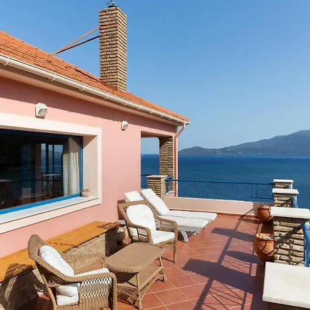 Natassa Penthouse Sea View 30m From Sea Apartamento