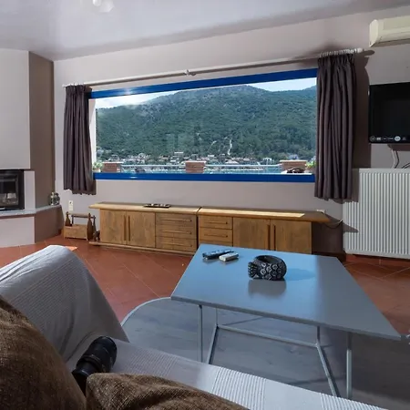 Natassa Penthouse Sea View 30m From Sea Agia Efimia